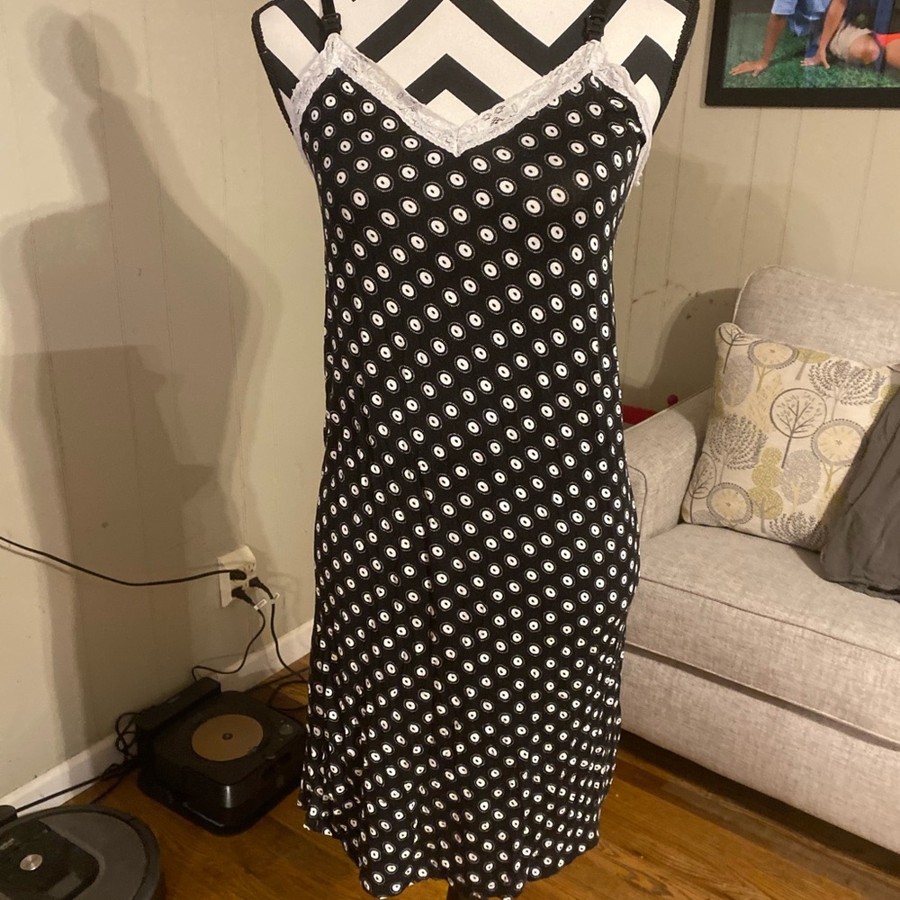 Maternity gown with robe